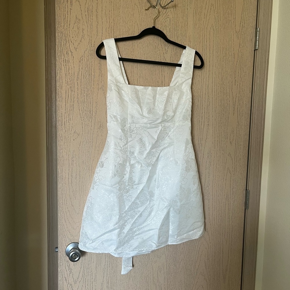 Lulu's White Floral Mini Dress